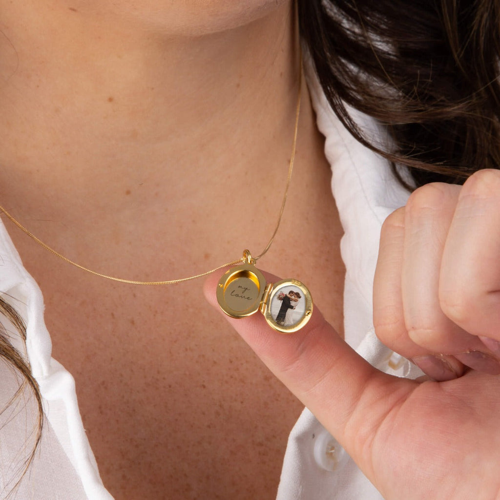 Gecko Jewellery Small Oval Locket Pendant | Engravable Sterling Silver