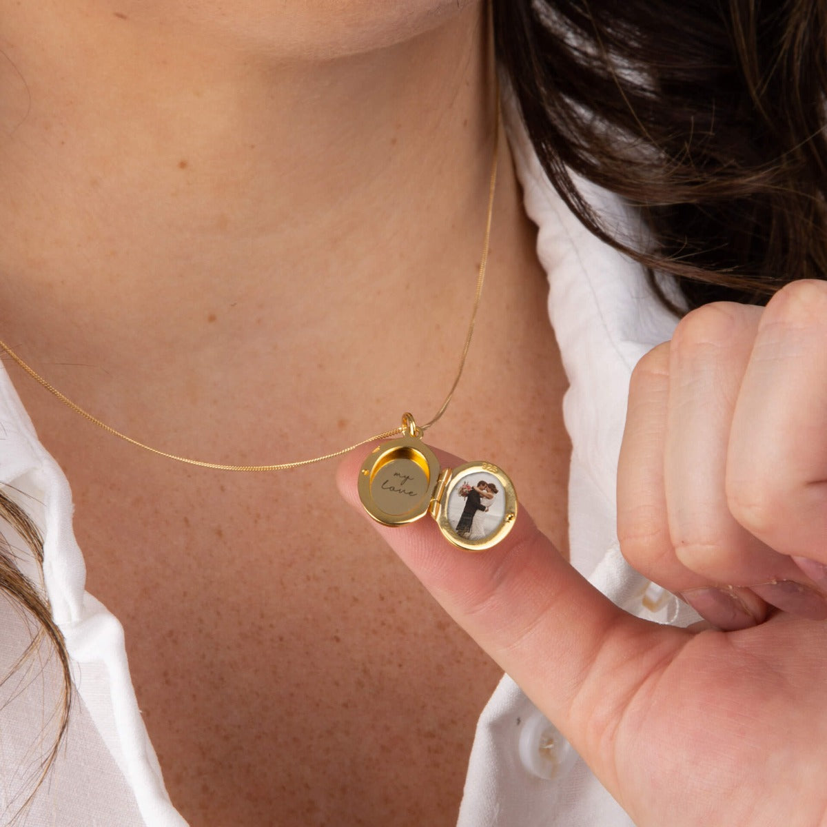 Gecko Jewellery Small Oval Locket Pendant | Engravable Sterling Silver