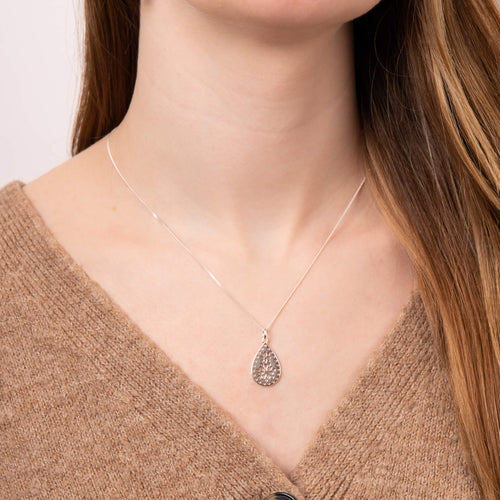 Gecko Jewellery Recycled Sterling Silver Cut Out Lace Floral Pendant