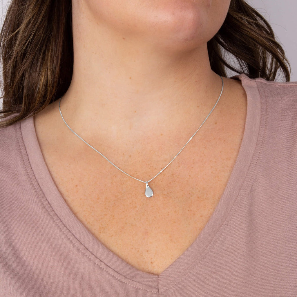 Gecko Jewellery Recycled Sterling Silver Engravable Droplet Tag Pendant
