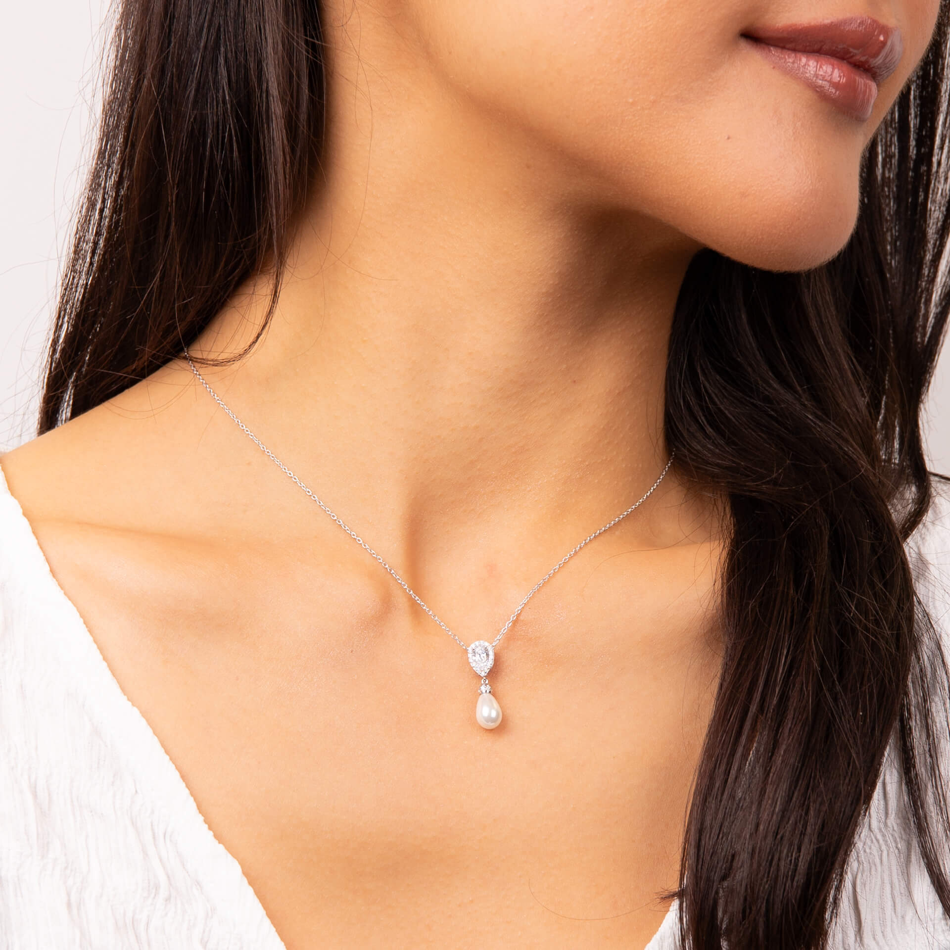Gecko Jewellery Sterling Silver Teardrop Zirconia and Shell Pearl Pendant