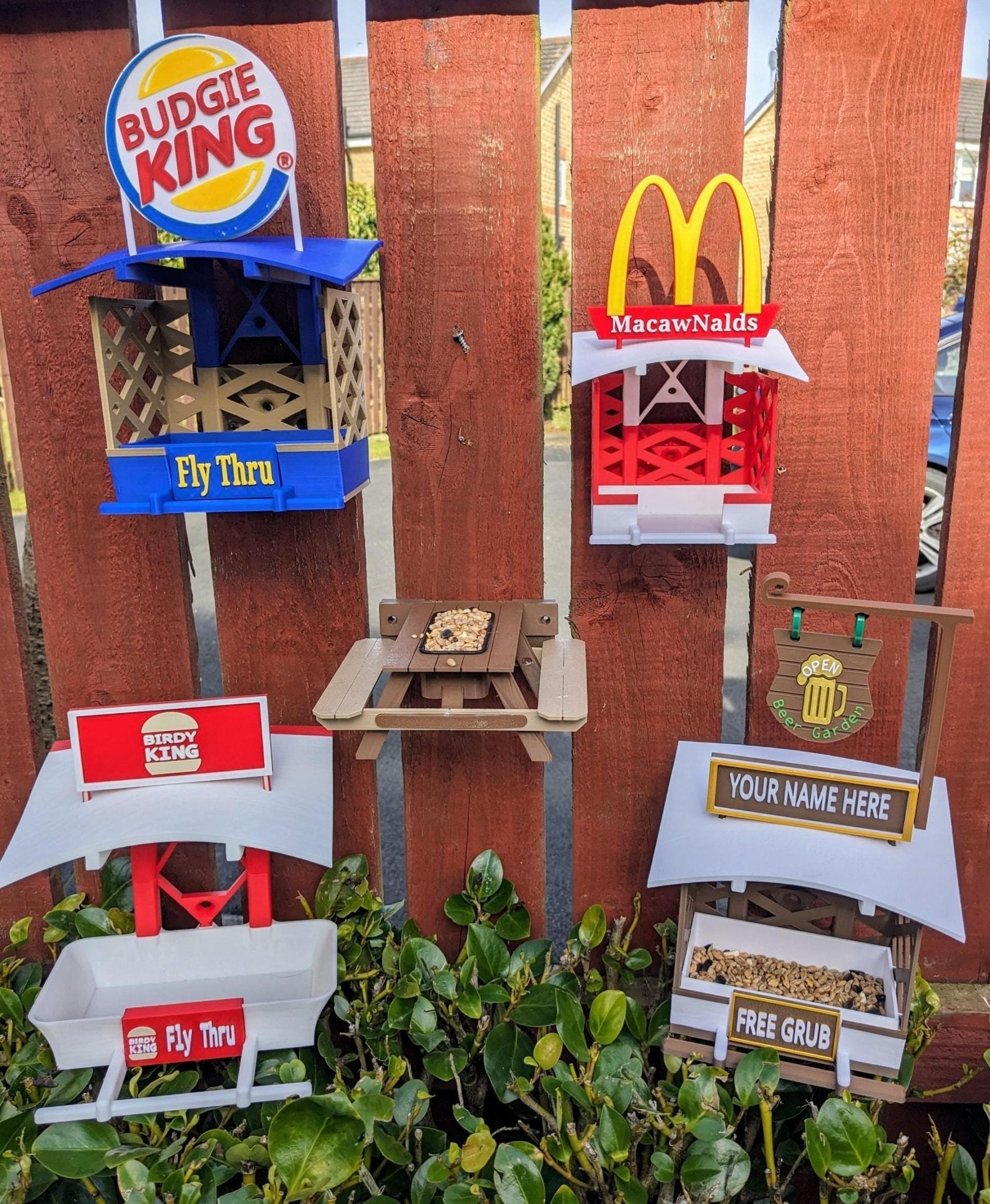Personalized Pub Bird Feeder by Chaddyverse | Small 3D Printed Station
