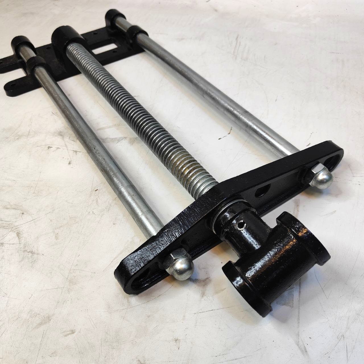 Massive Discounts 10.5" Steel Front Vise – Heavy Duty Woodworking Clamp