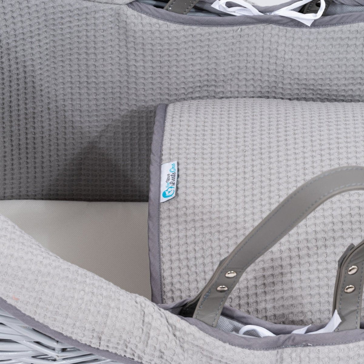 For Your Little One Grey Waffle Moses Basket Bedding Set – 2 Piece