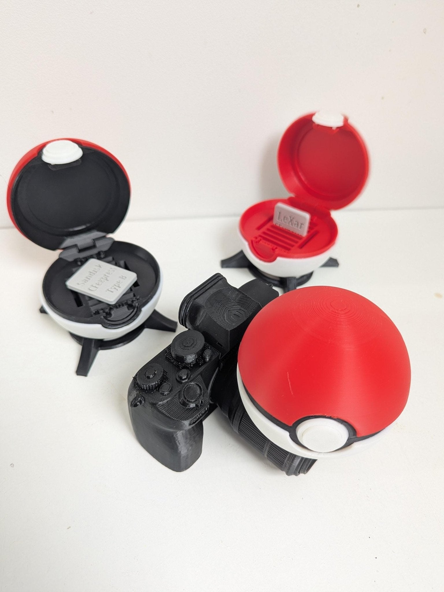Chaddyverse Pokéball CFexpress Type B & XQD Memory Card Holder – 10 Slot