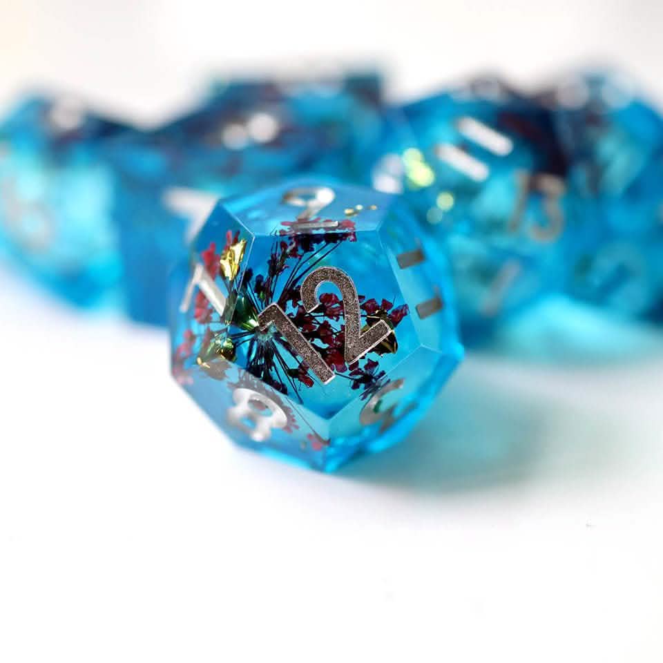 Potion of Clarity | Liquid Core Dice | Resin | 7 Piece Set