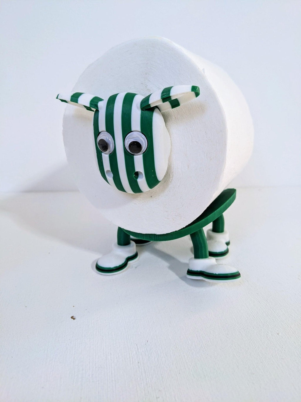 Chaddyverse Blyth Spartans Sheep Toilet Roll Holder – Football Gift