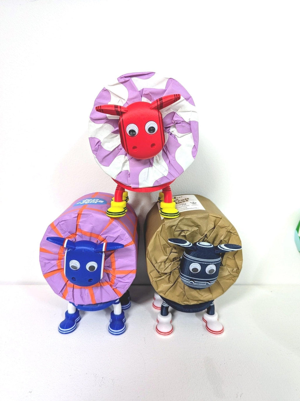 Chaddyverse Aberdeen Toilet Roll Holder – Football Fan Gift Sheep