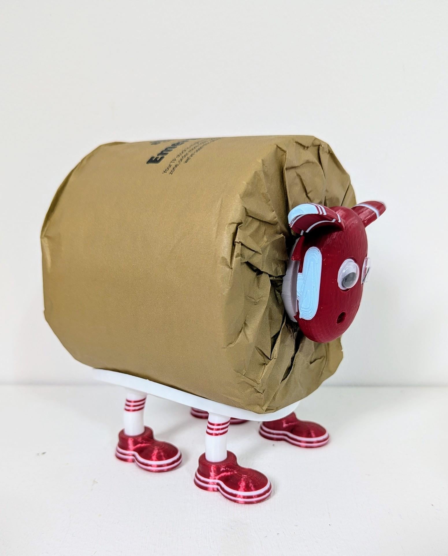 Chaddyverse West Ham Toilet Roll Holder – 2025/26 Football Fan Gift