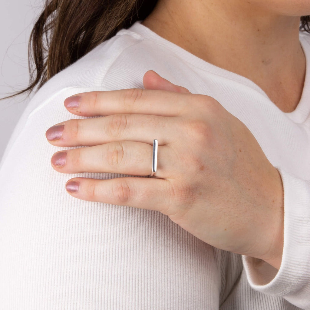 Gecko Jewellery Elongated Bar Ring – Recycled Sterling Silver Signet