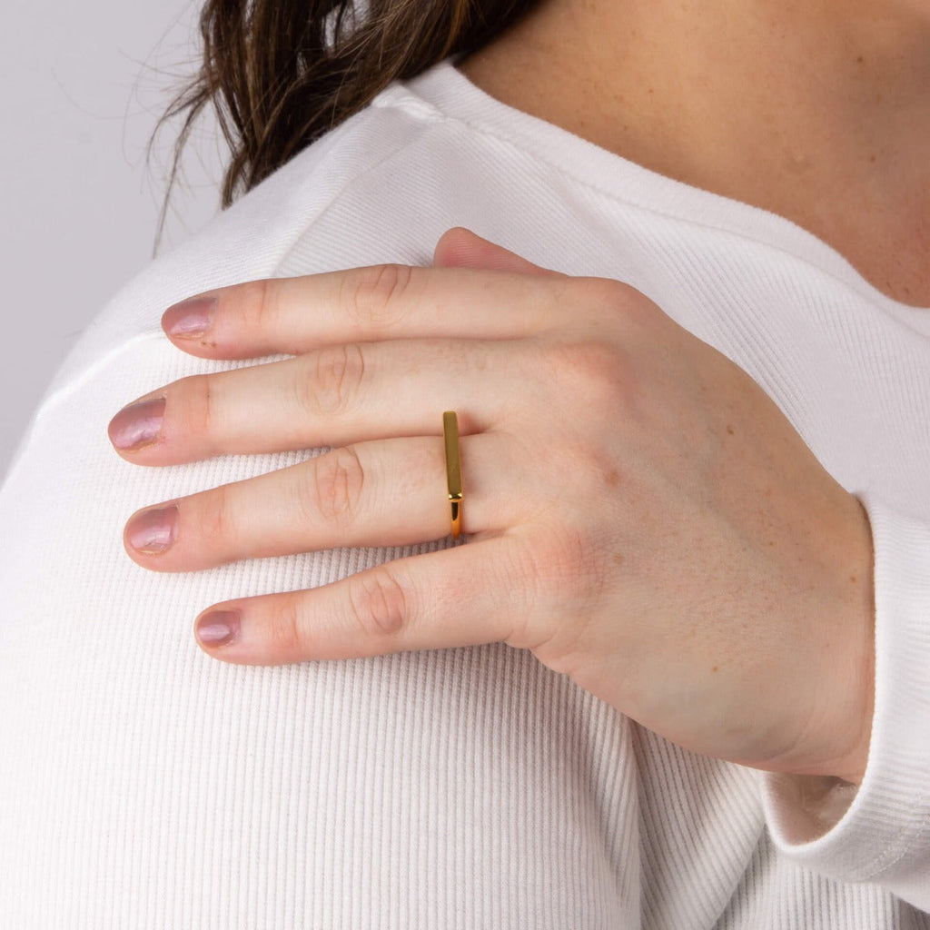 Gecko Jewellery Elongated Bar Ring – Recycled Sterling Silver Signet