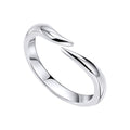 Gecko Jewellery Ribbon Twist Ring – Pointed Silver Ribbon Design