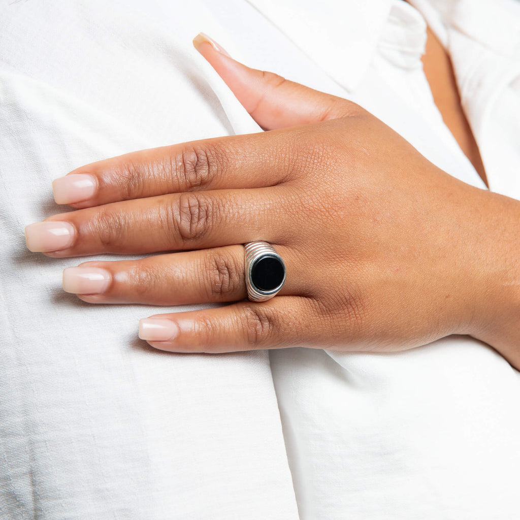 Gecko Jewellery Black Onyx Signet Ring – Recycled Sterling Silver