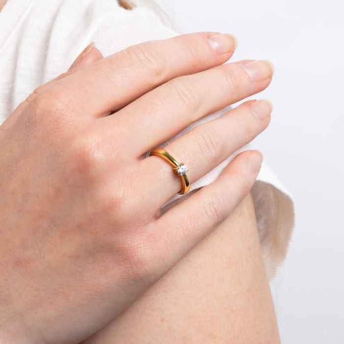 Gecko Jewellery Sterling Silver Four Claw Solitaire Zirconia Ring