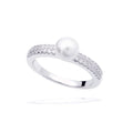 Diamonfire Shell Pearl Ring with Zirconia in Sterling Silver