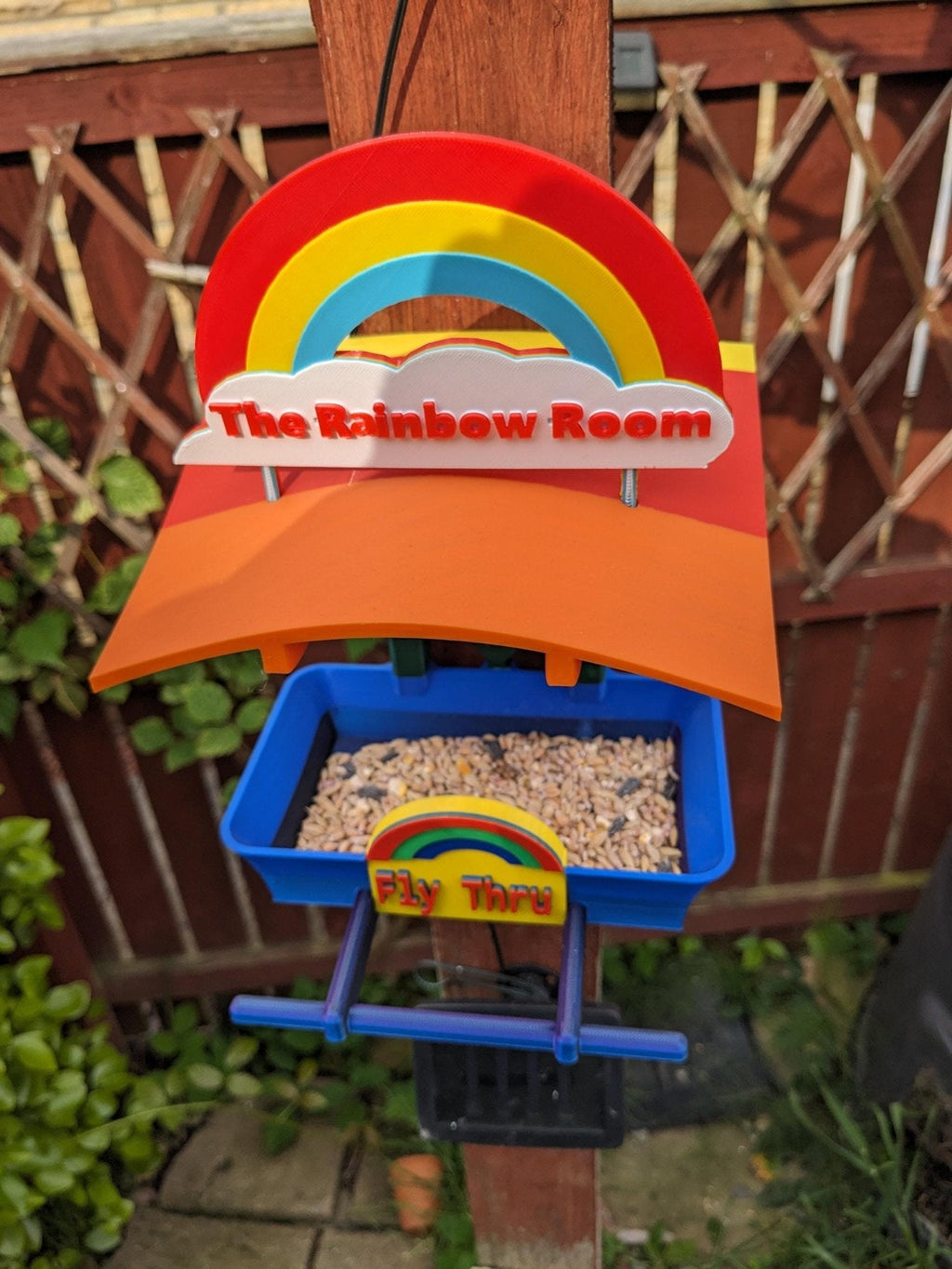 Chaddyverse Rainbow Garden Bird Feeding Station – 3D Printed Fly Thru