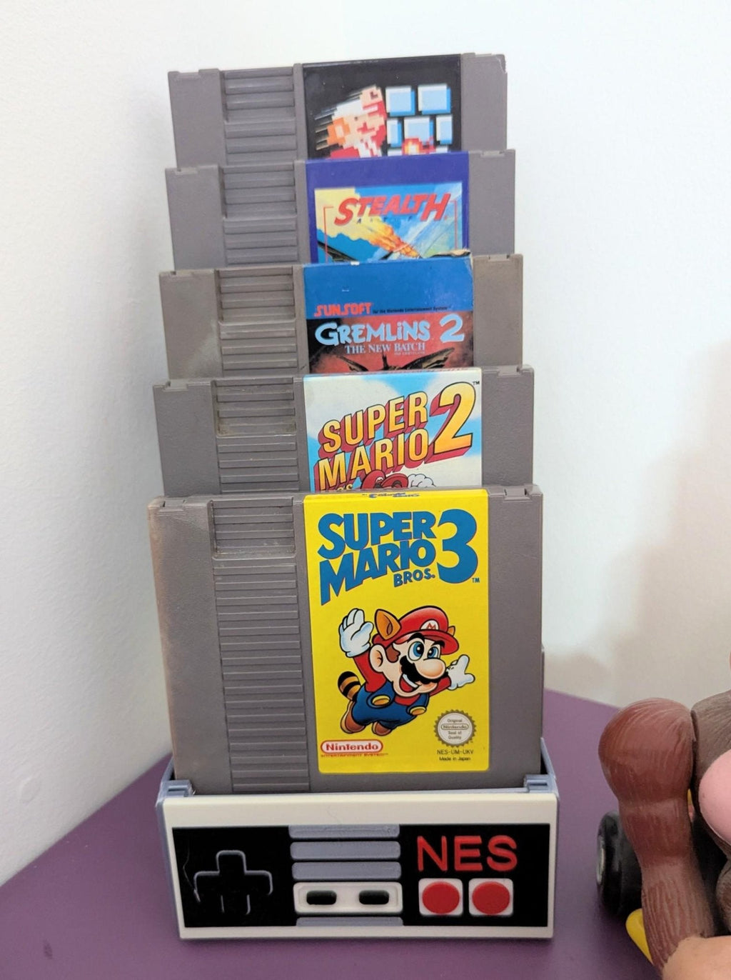 Chaddyverse NES Game Cartridge Stand - 3D Printed 5 Slot Retro Display