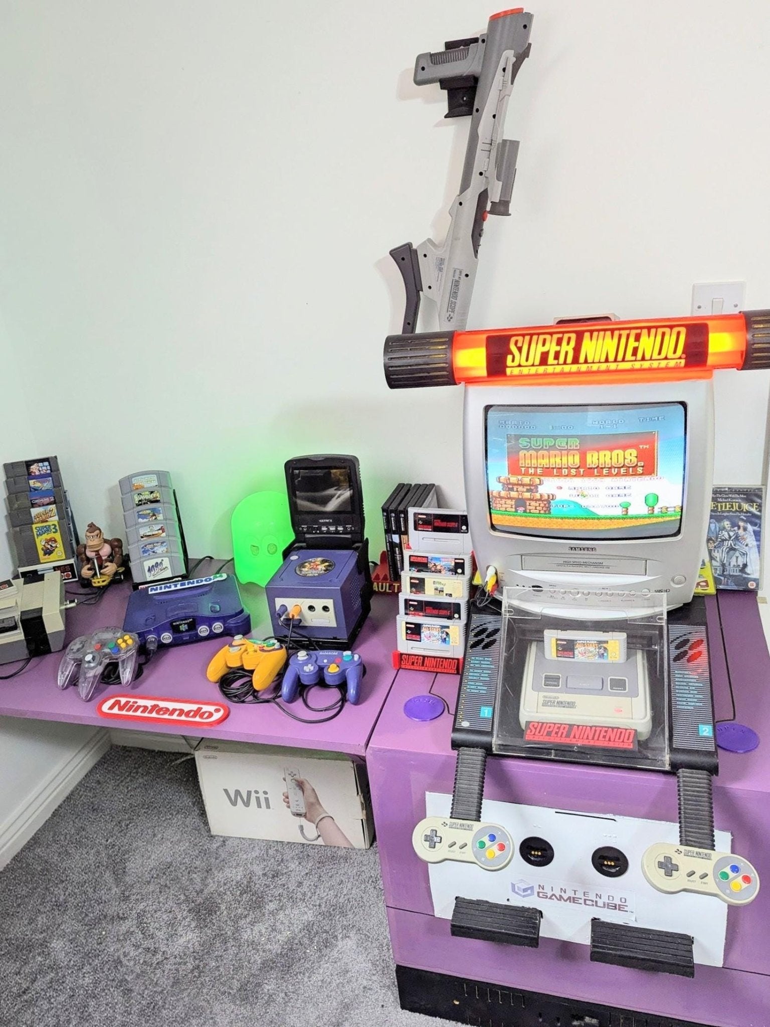 Chaddyverse SNES & Super Famicom Game Cartridge Stand - 6 Slot Display