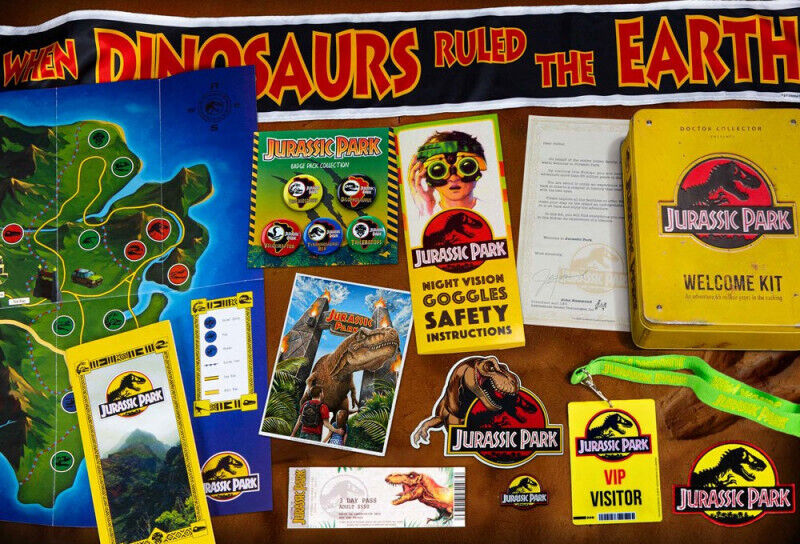 Jurassic Park Welcome Kit by Snaps – 12-Piece Collector Box Set