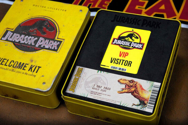 Jurassic Park Welcome Kit by Snaps – 12-Piece Collector Box Set