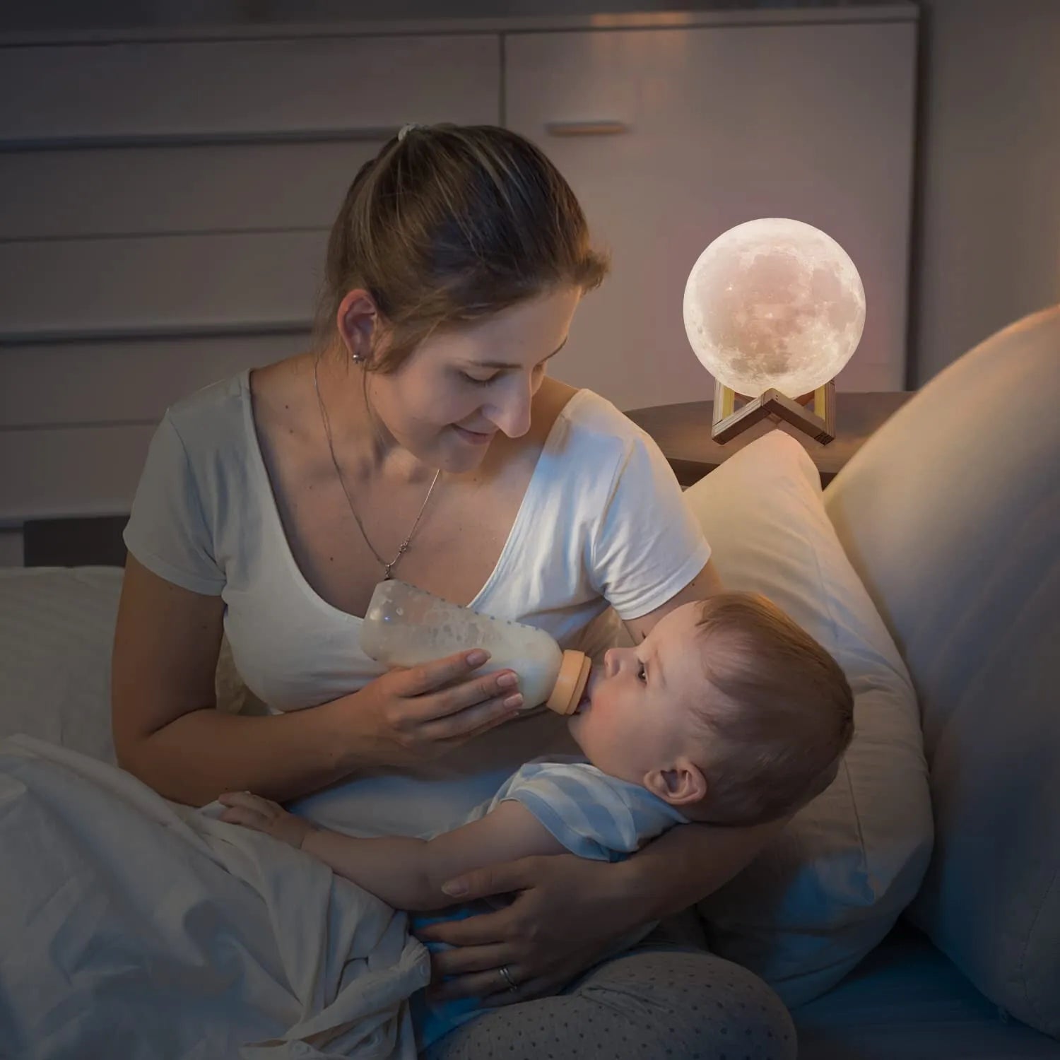 AGM 3D Printed Moon Lamp | 16 Color RGB LED Night Light with Remote