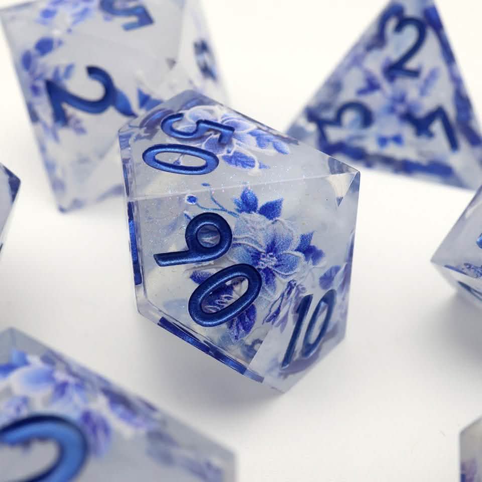 Snowflower | Sharp Edge Dice | Resin | 7 Piece Set