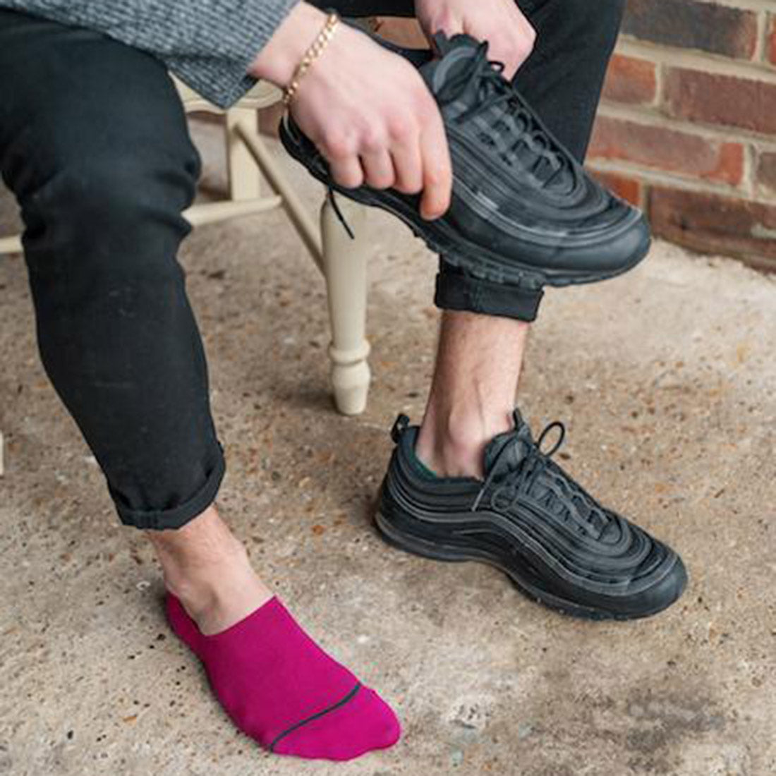 Swole Panda Cerise No-Show Bamboo Socks – Invisible Comfort Footwear