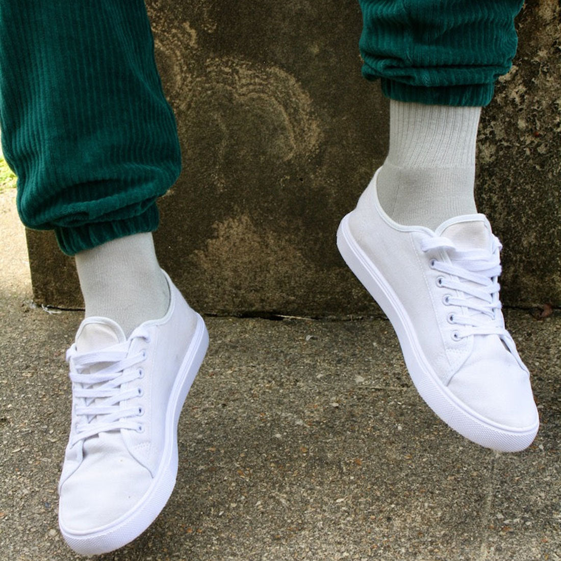 Swole Panda Light Grey Athletic Bamboo Socks – Breathable Striped Design
