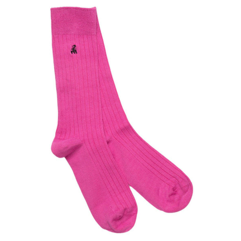 Swole Panda Rich Pink Bamboo Socks – Breathable and Soft Seamless Hosiery
