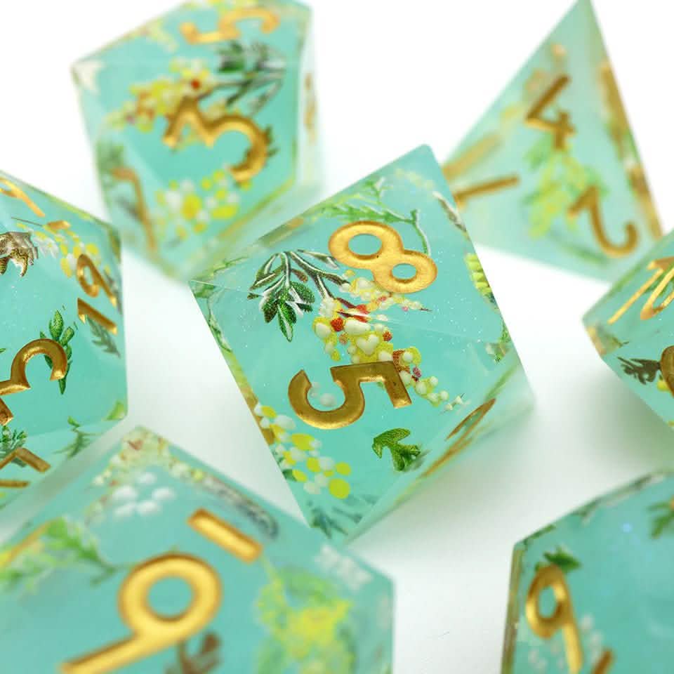 Summer Court | Sharp Edge Dice | Resin | 7 Piece Set