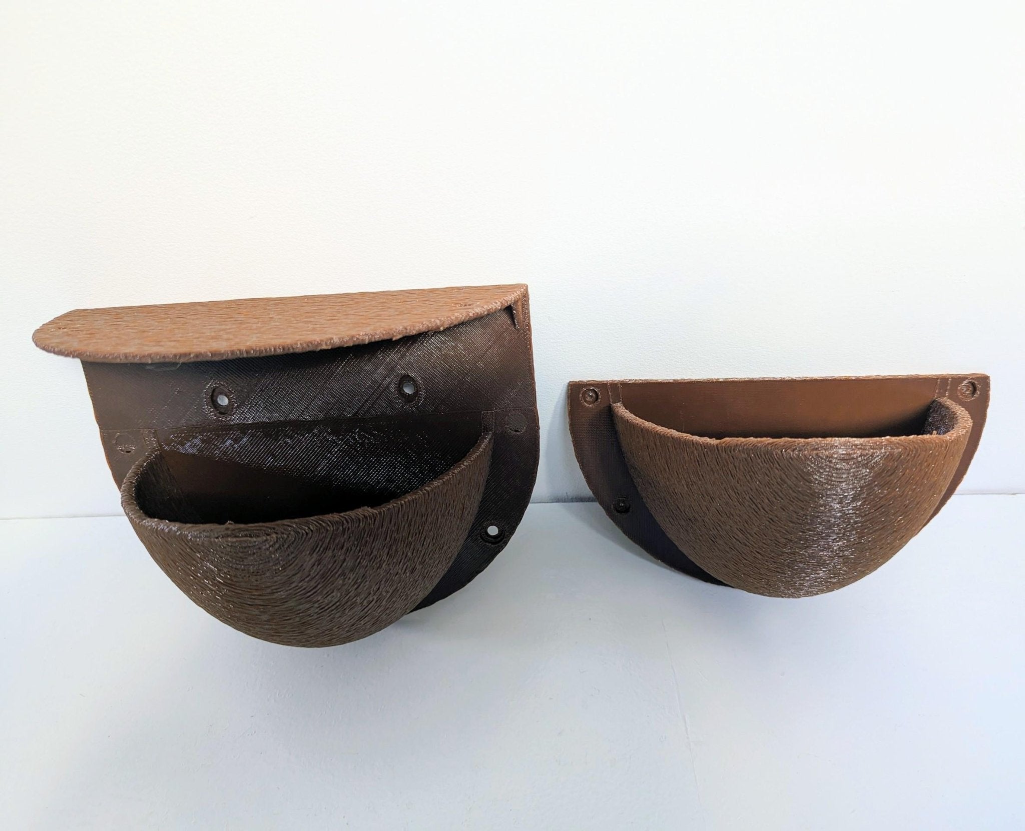 Chaddyverse Swallow Nest Cup – Durable PETG Fuzzy Texture Bird Box