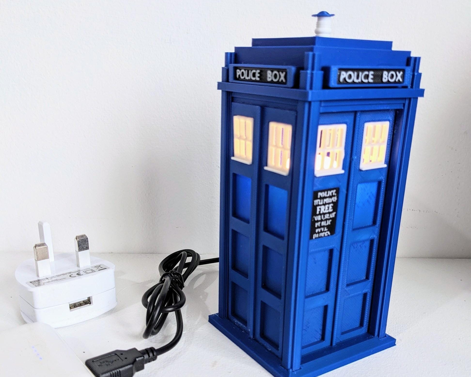 Chaddyverse Dr Who Tardis Night Light | 3D Printed USB LED Lamp