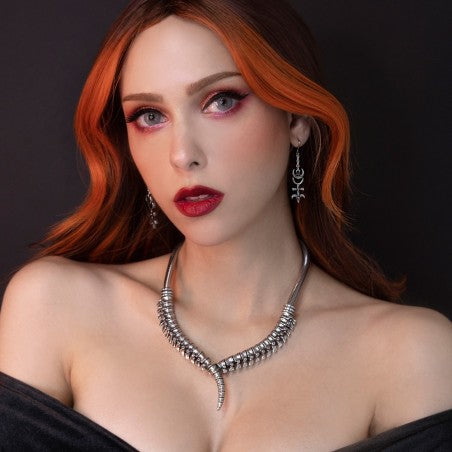 Alchemy Gothic Spine Necklace – Pewter Vertebrae Statement Collar