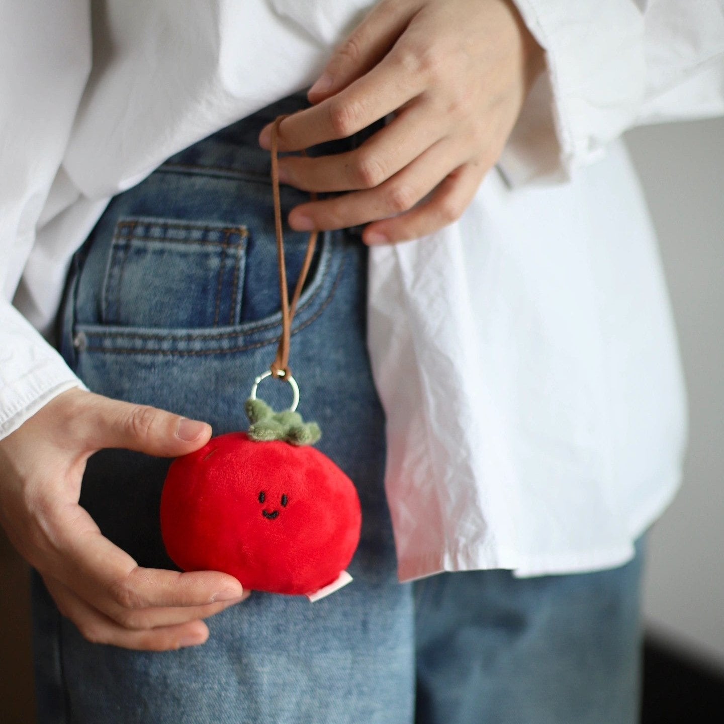 LuLuFun Studio Tomato Plush Bag Charm – Cute Red Kawaii Keychain