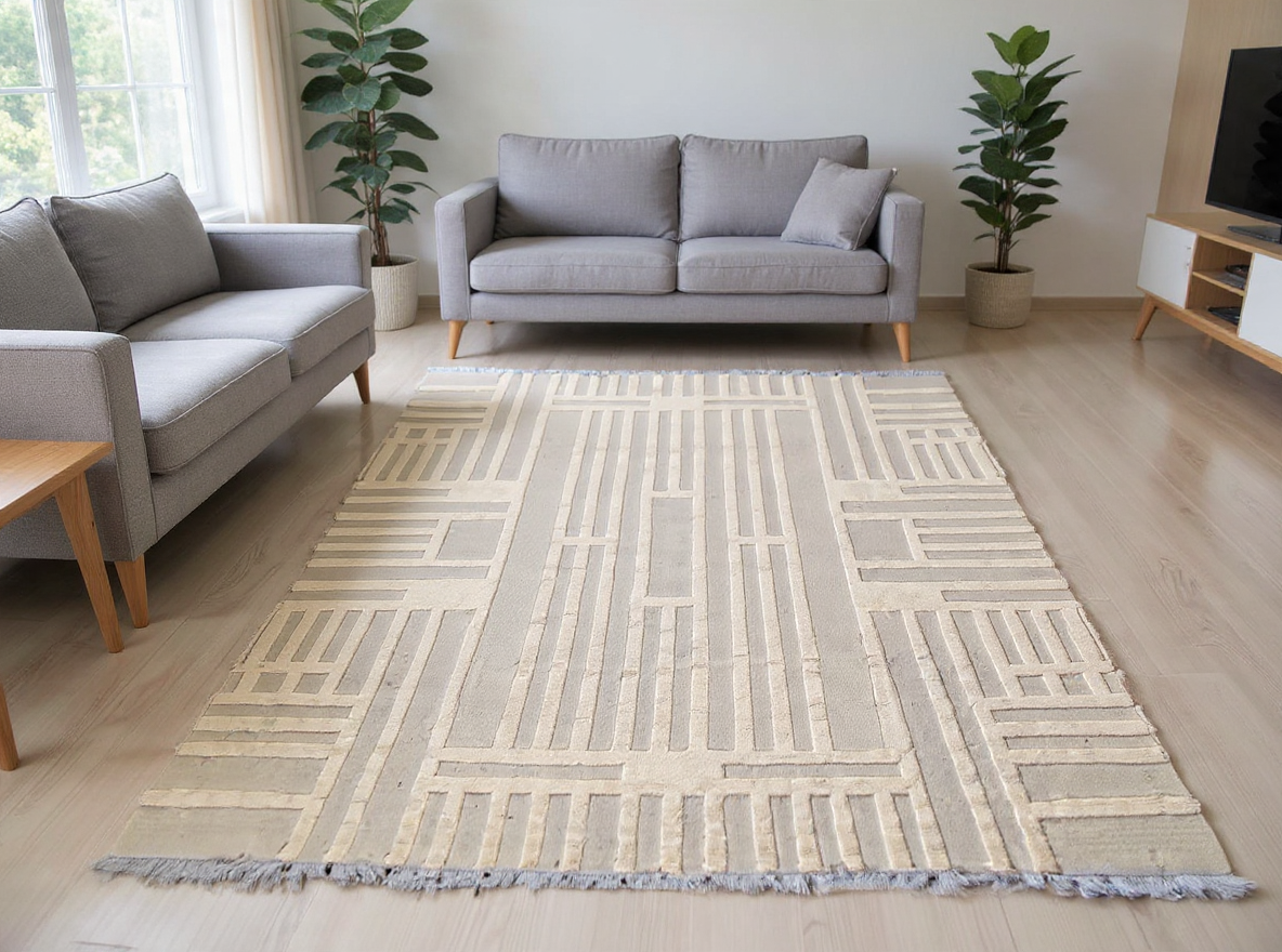 Veluxia Hand Knotted Rug - 278 x 250 cm