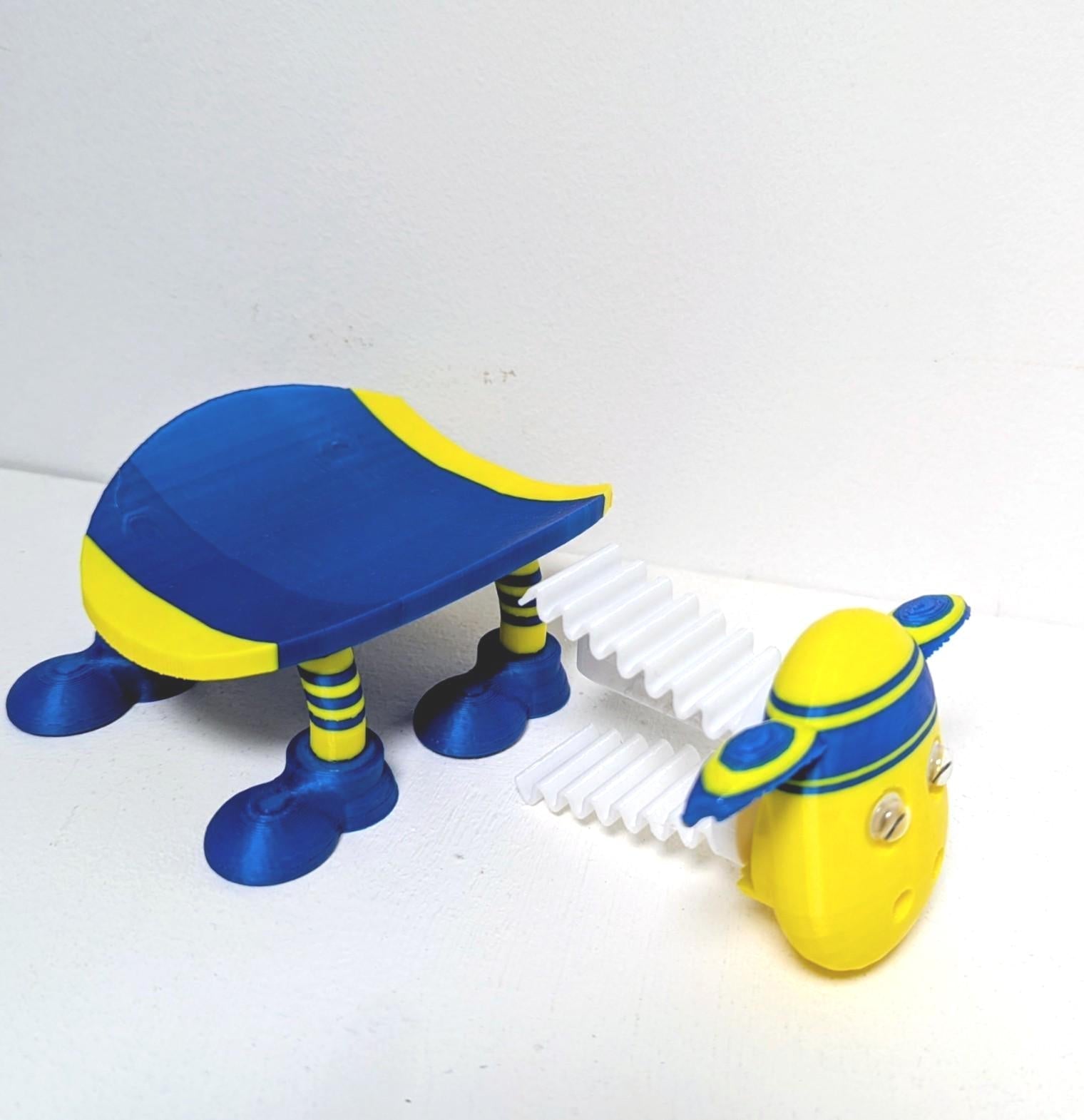 Warrington Wolves Super Sheep Toilet Roll Holder – Primrose & Blue
