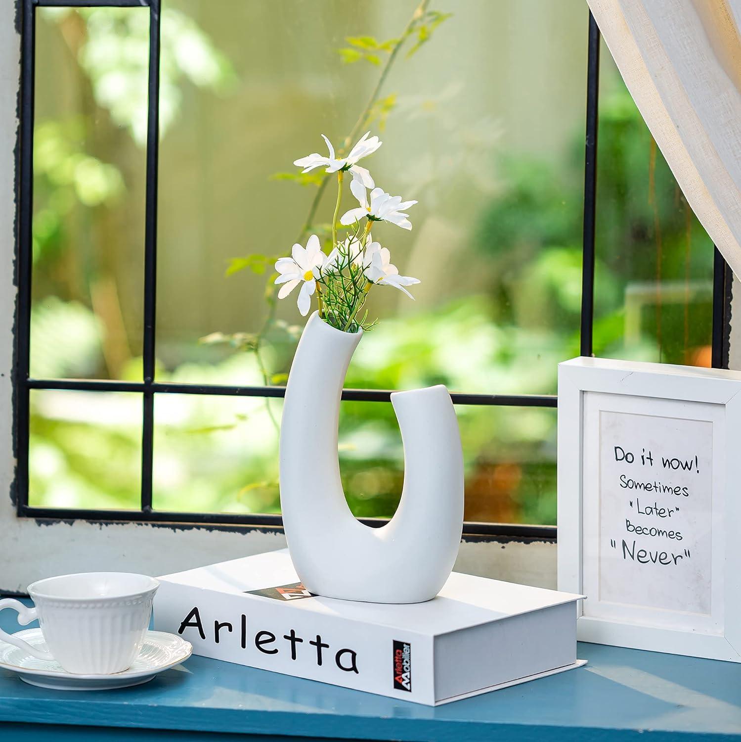 Massive Discounts White Ceramic Vase – Modern Geometric Pampas Vase 20cm