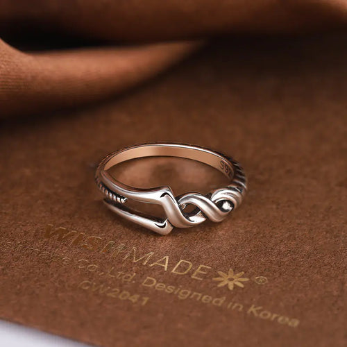 Stylish Retro Minimalist Twisted Wire Winding Ring