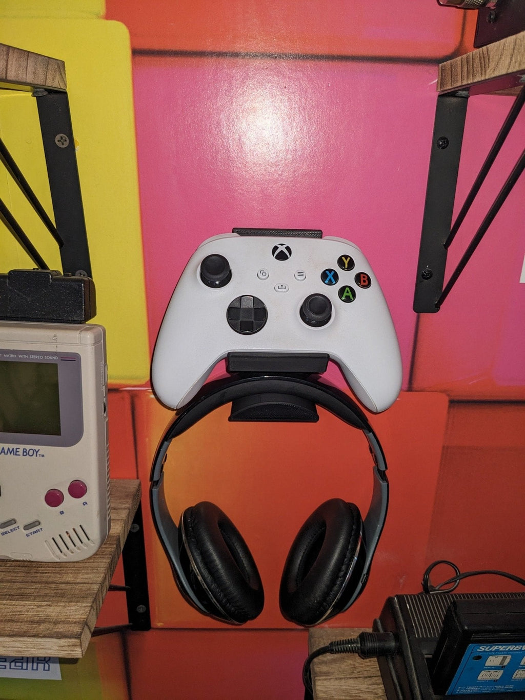 Chaddyverse Xbox Controller & Headphone Wall Mount - 3D Printed Stand