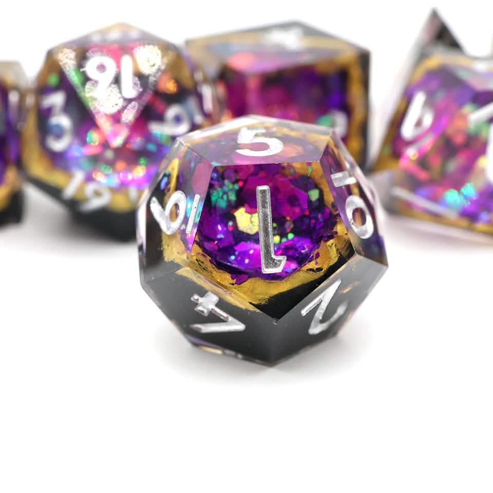 Regal Relic | Sharp Edge Dice | Resin | 7 Piece Set